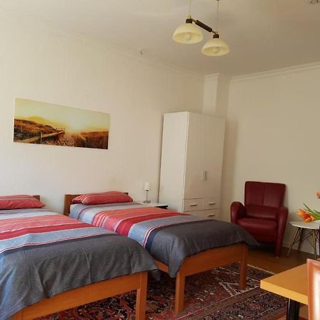 Ferienwohnung Im Zentrum Hannover City, Ruhig, Hbf- Naehe, Freie Oeffentliche Parkplaetze Zewnętrze zdjęcie